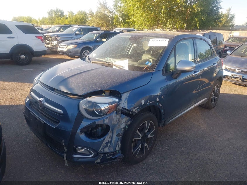 2018 FIAT 500X auction photo 2