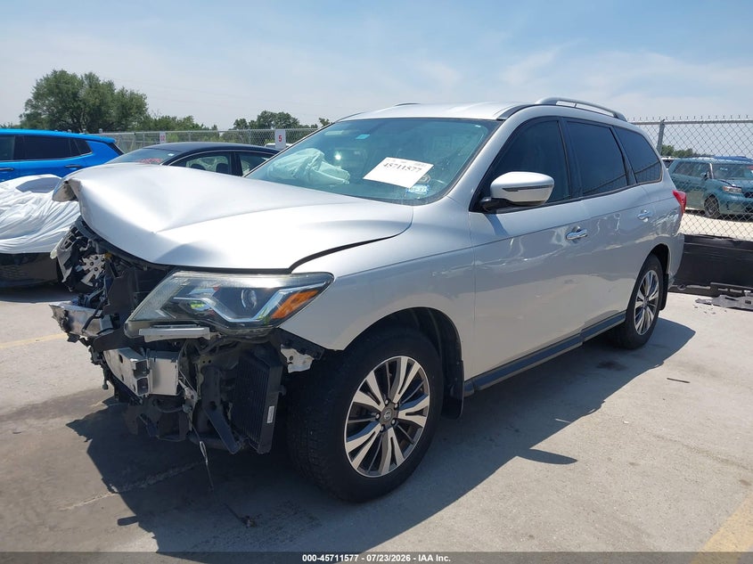 2017 NISSAN PATHFINDER auction photo 2