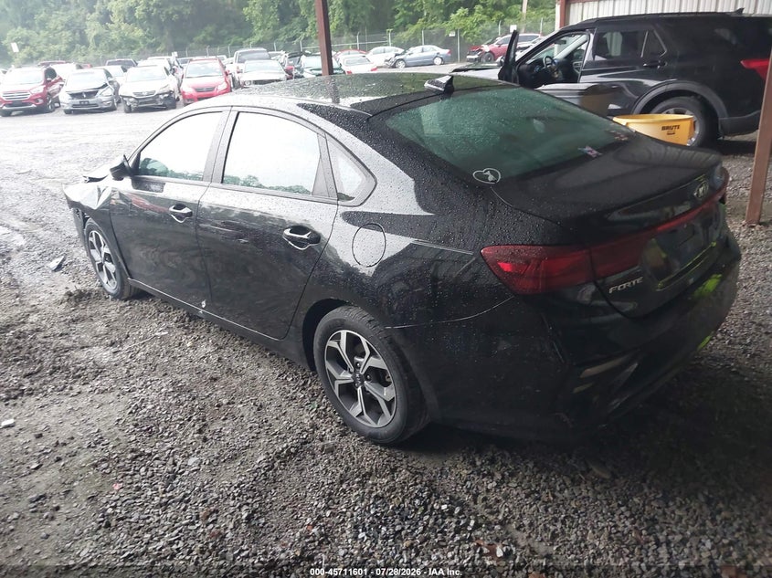 Vin: 3kpf24ad0me373162, lot: 46210257, kia forte lxs 20213