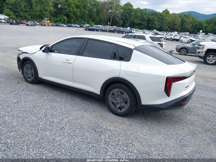 Vin: 3kpft4de1se014286, lot: 46210279, kia k4 lx 20253