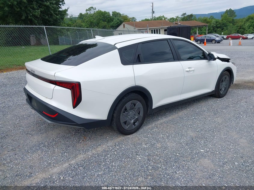 Vin: 3kpft4de1se014286, lot: 46210279, kia k4 lx 20254