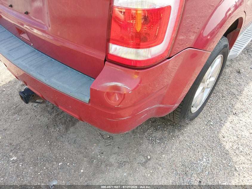 2011 FORD ESCAPE auction photo 6
