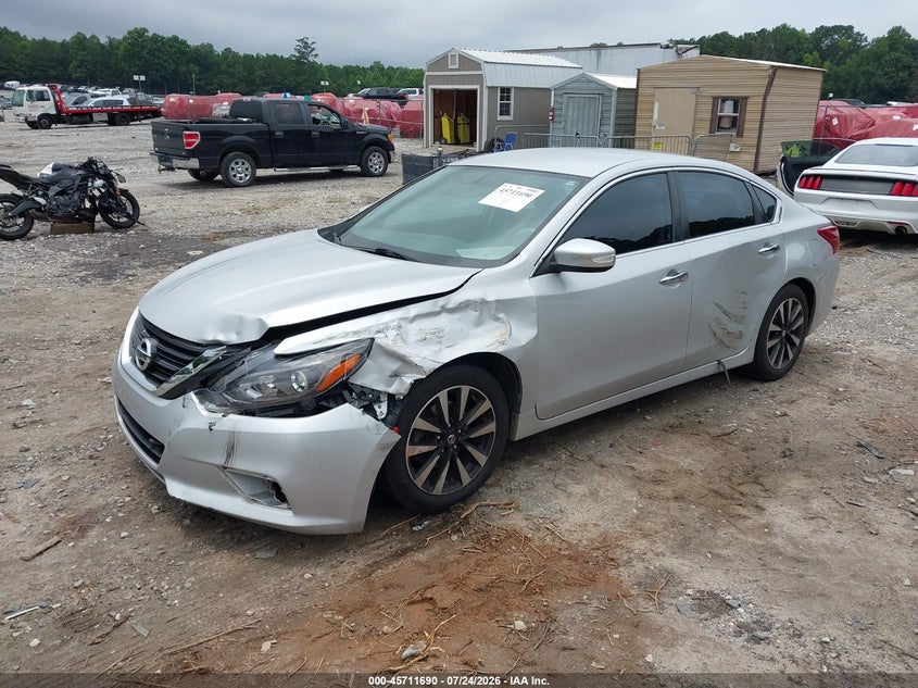 2018 NISSAN ALTIMA auction photo 2