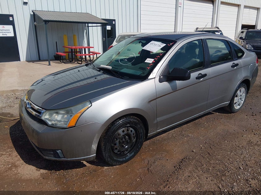 2008 Ford Focus, Normal Wear & Tear, IAAI, VIN 1FAHP34N88W244242 — photo 2