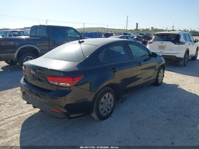 2019 KIA RIO auction photo 4