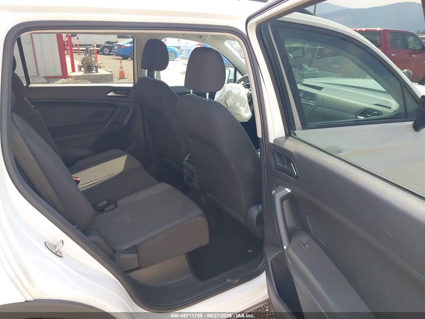 2018 VOLKSWAGEN TIGUAN auction photo 8