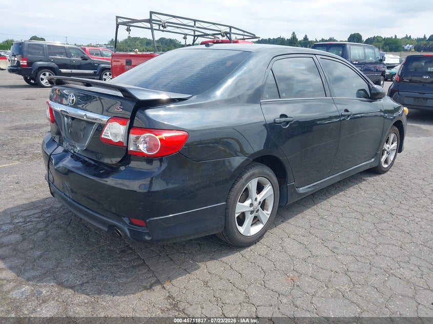 2013 TOYOTA COROLLA auction photo 4
