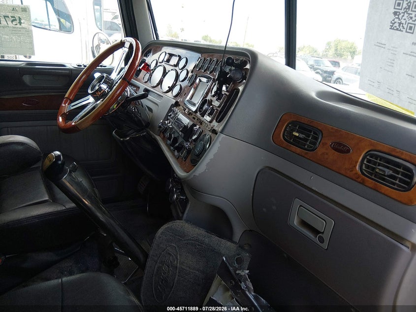 2009 PETERBILT 389 auction photo 6