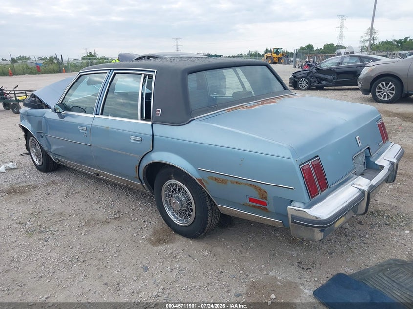 1987 OLDSMOBILE CUTLASS SUPREME auction photo 3