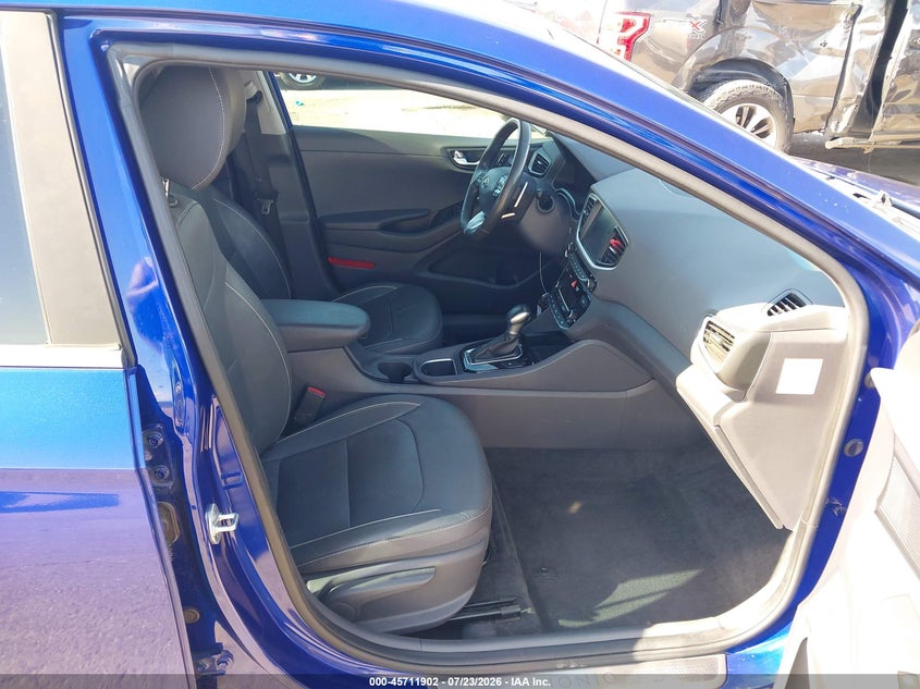 2019 HYUNDAI IONIQ HYBRID auction photo 5
