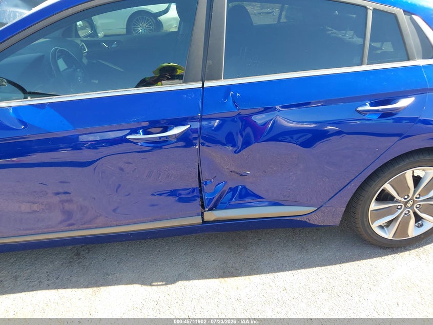 2019 HYUNDAI IONIQ HYBRID auction photo 6
