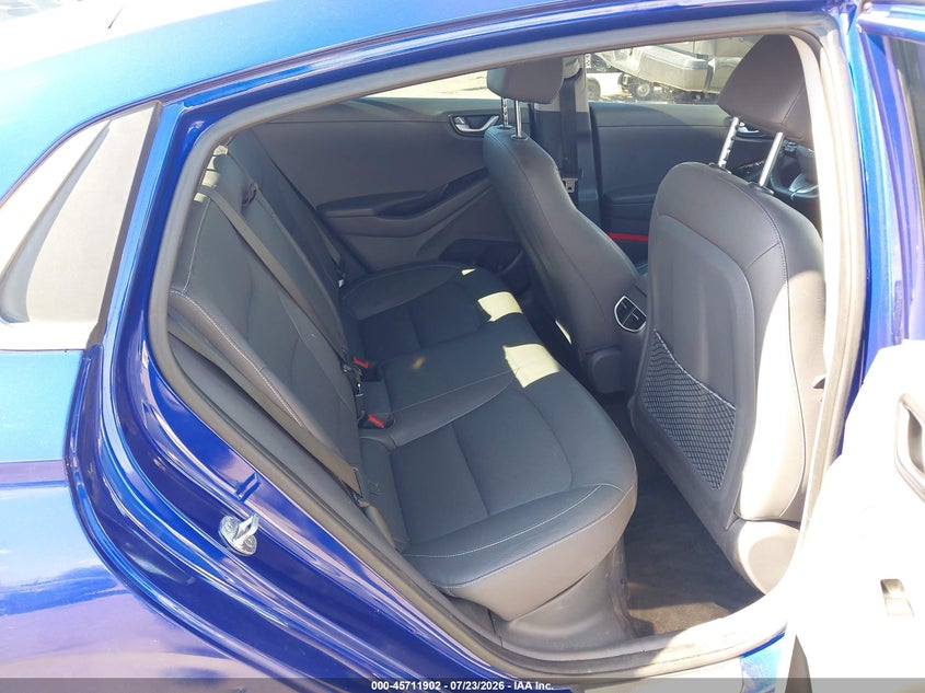 2019 HYUNDAI IONIQ HYBRID auction photo 8