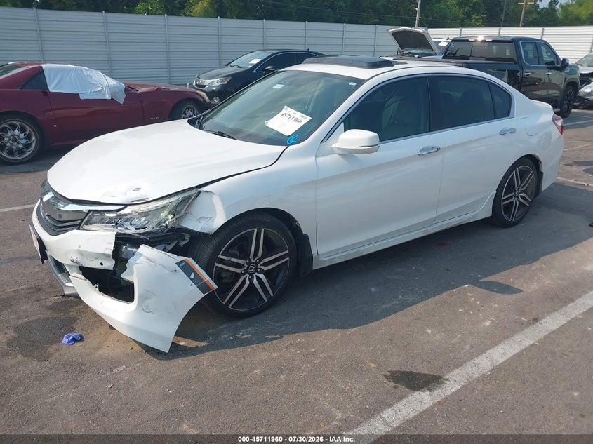 2016 Honda Accord Touring, Left Front, IAAI, VIN 1HGCR3F92GA027734 — photo 2