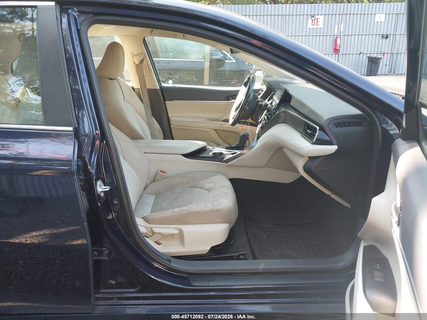2021 TOYOTA CAMRY auction photo 5