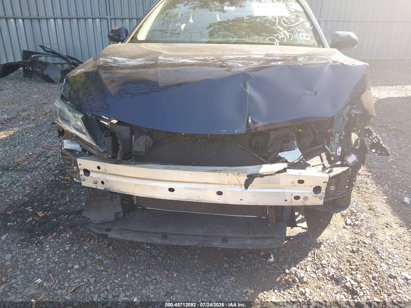 2021 TOYOTA CAMRY auction photo 6