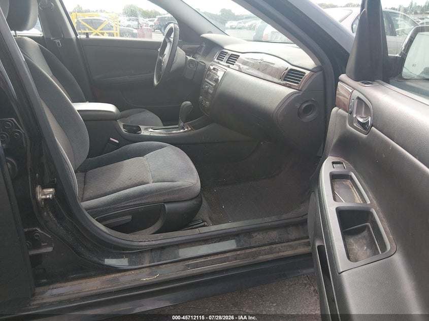 2010 CHEVROLET IMPALA auction photo 5
