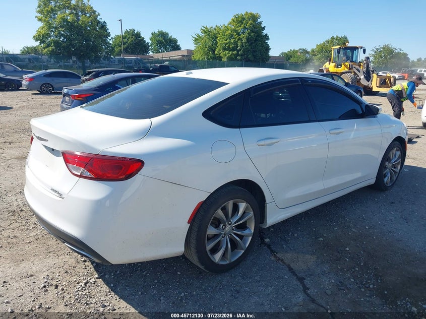 2015 CHRYSLER 200 auction photo 4