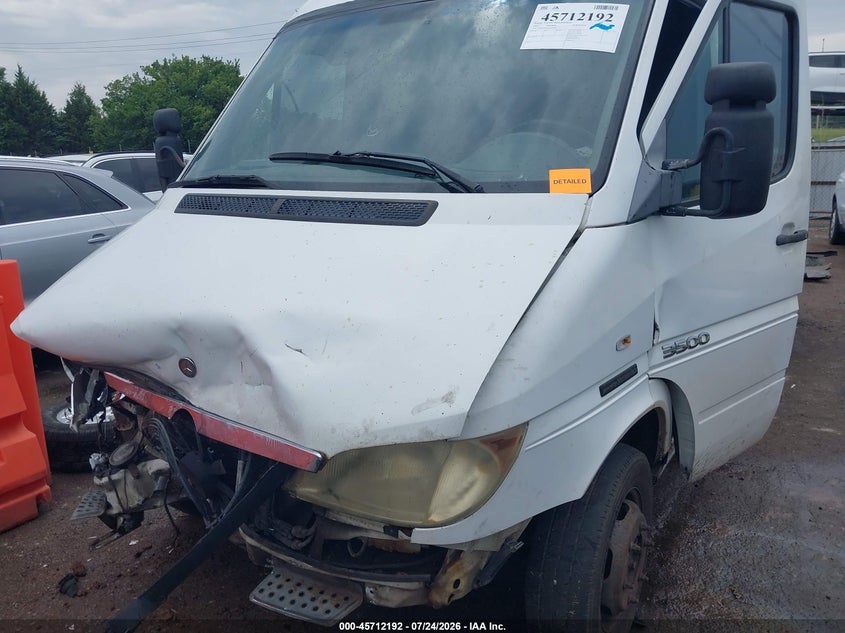 2005 DODGE SPRINTER auction photo 6