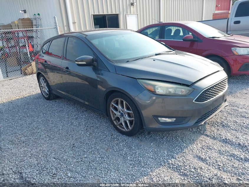 Vin: 1fadp3k28fl235112, lot: 46210865, ford focus se 2015 img_1