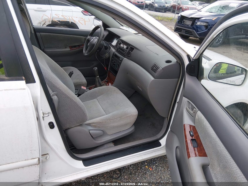 2004 TOYOTA COROLLA auction photo 5