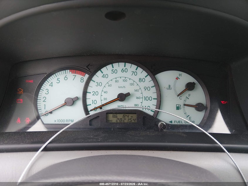 2004 TOYOTA COROLLA auction photo 7