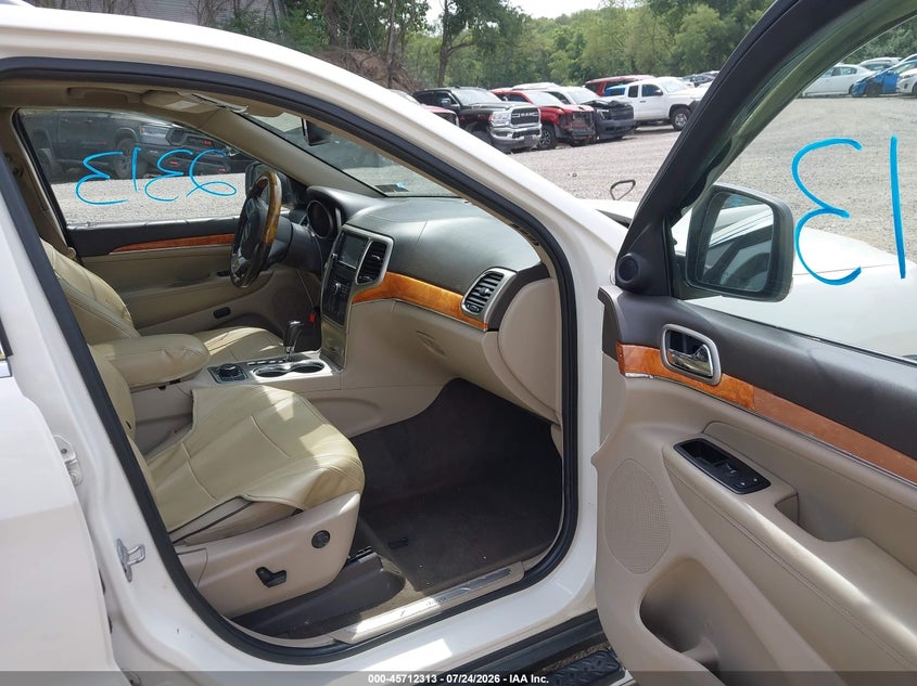 2011 JEEP GRAND CHEROKEE auction photo 5