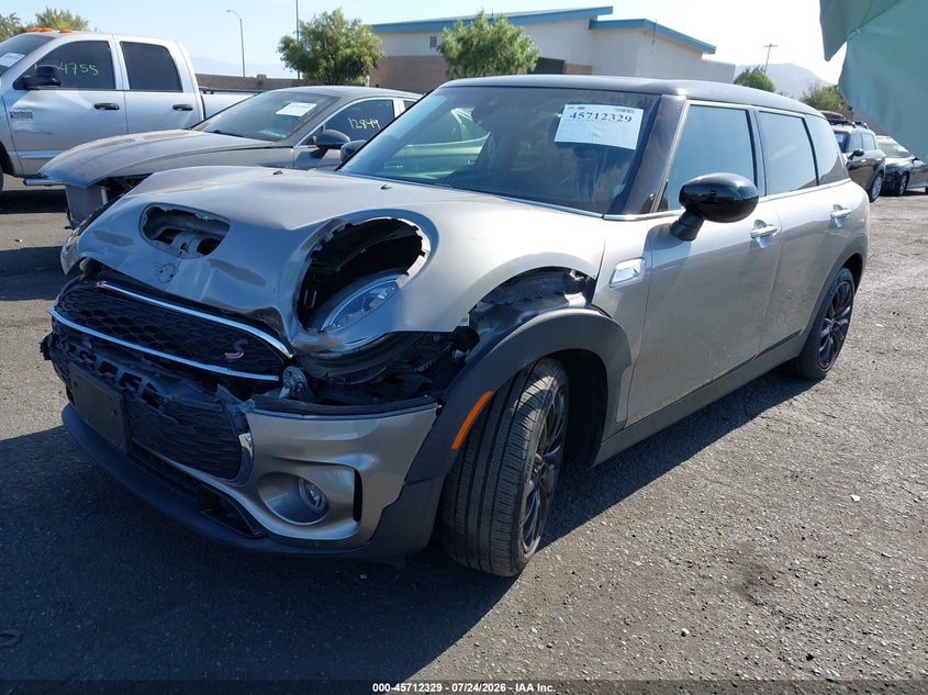 2020 MINI CLUBMAN auction photo 2