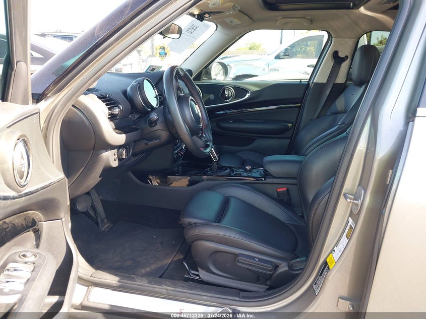 2020 MINI CLUBMAN auction photo 5