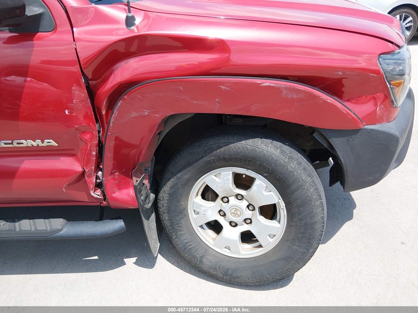 2015 TOYOTA TACOMA auction photo 6