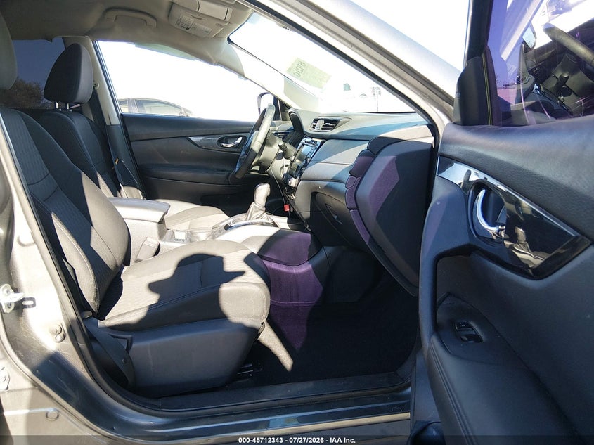 2019 NISSAN ROGUE auction photo 5