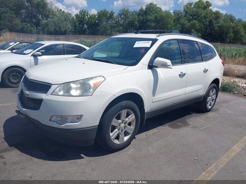 2011 CHEVROLET TRAVERSE auction photo 2