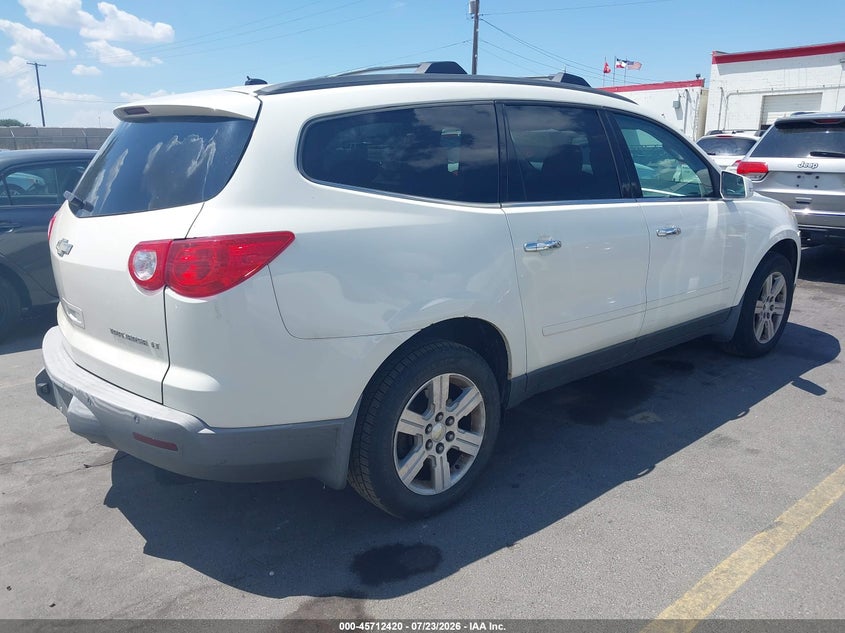 2011 CHEVROLET TRAVERSE auction photo 4