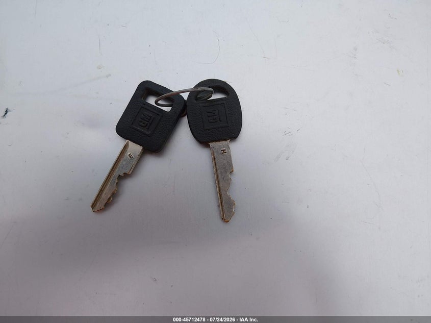 CHEVROLET BLAZER 1993 VIN 1GNDT13W2P2132729