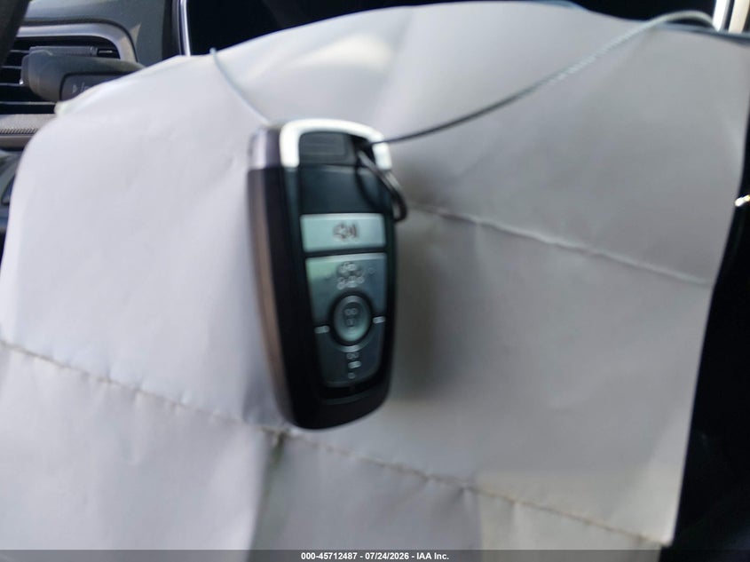 2020 FORD FUSION SE · Фото 11