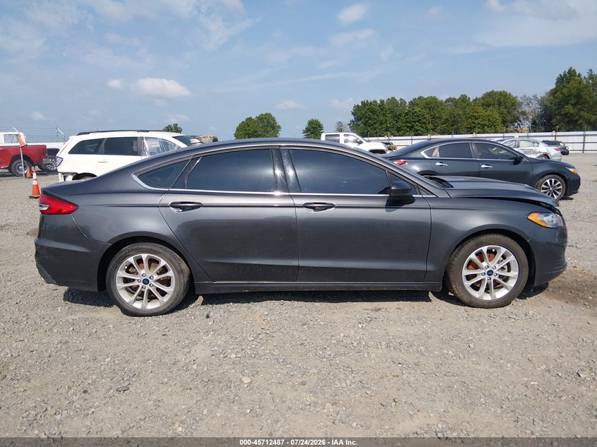 2020 FORD FUSION SE · Фото 13