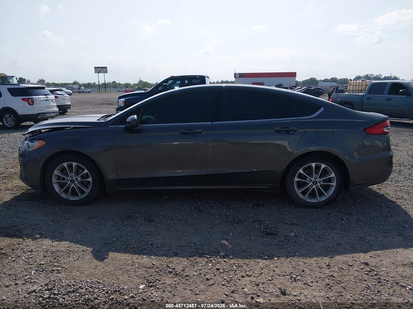 2020 FORD FUSION SE · Фото 14