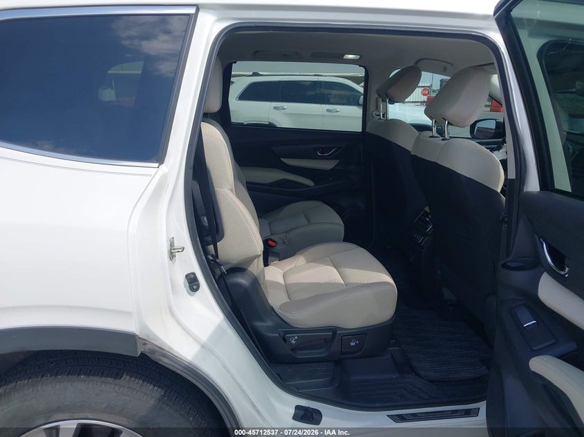 2020 SUBARU ASCENT auction photo 8
