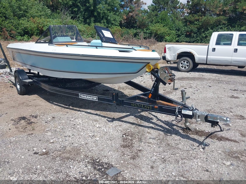 1998 MALIBU 20' auction photo 1