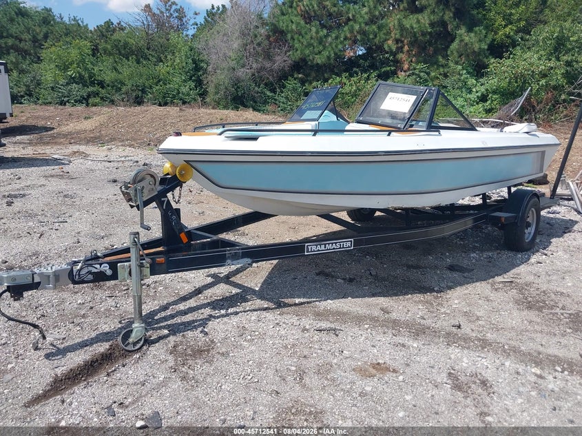 1998 MALIBU 20' auction photo 2