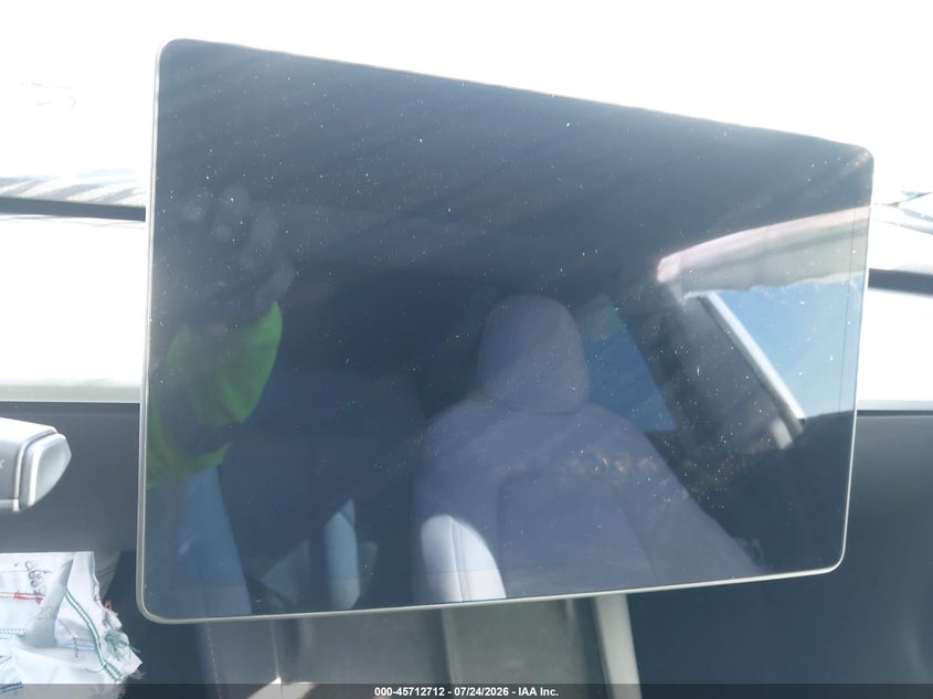 TESLA MODEL 3 - zdjęcie 19