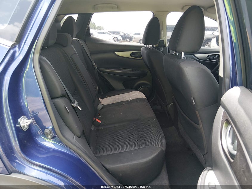 2020 NISSAN ROGUE SPORT auction photo 8