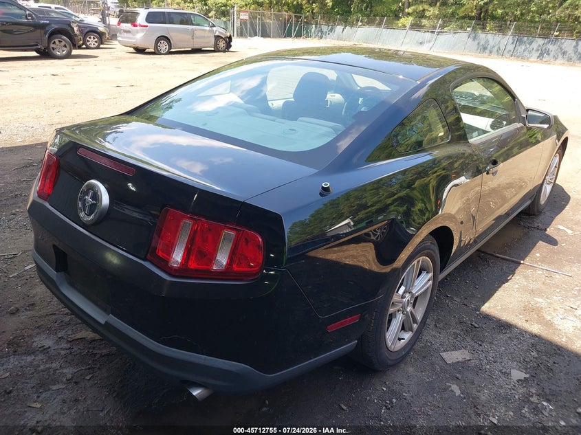 Vin: 1zvbp8an2a5177177, lot: 46211411, ford mustang v6/v6 premium 20104