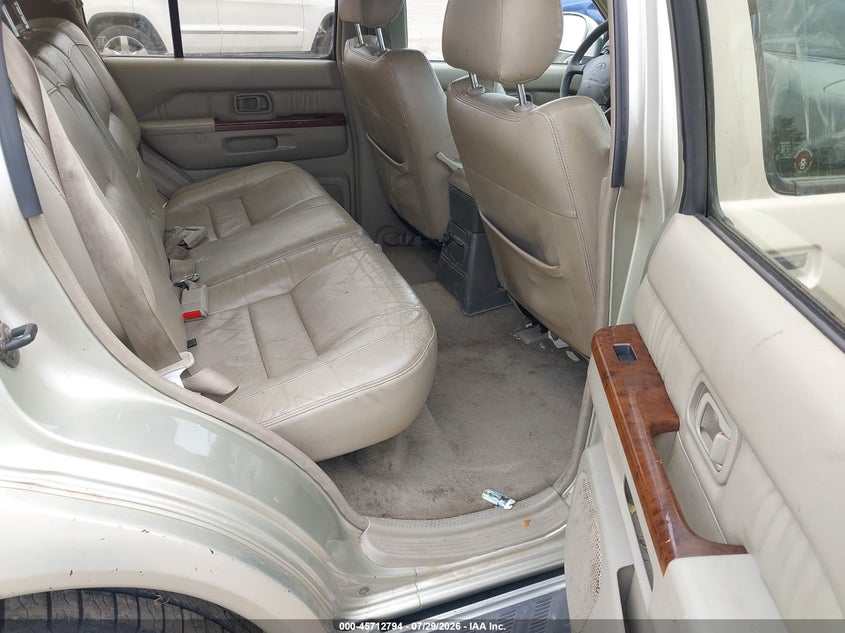 1998 INFINITI QX4 auction photo 8