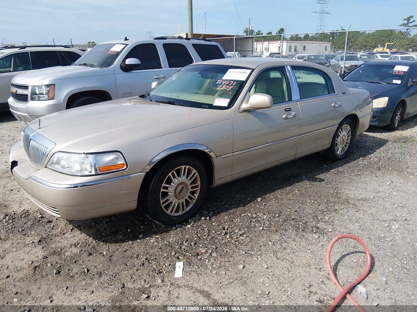 Vin: 2lnbl8cvxbx759731, lot: 46211464, lincoln town car signature limited 20112