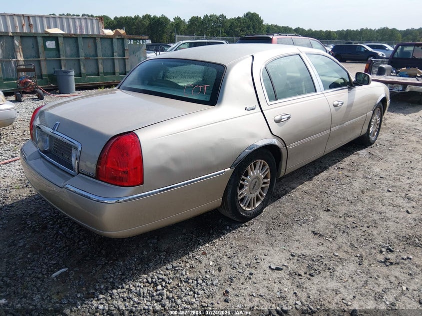 Vin: 2lnbl8cvxbx759731, lot: 46211464, lincoln town car signature limited 20114