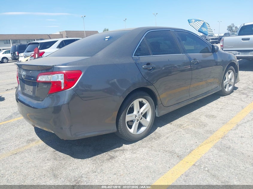 Vin: 4t1bf1fk0eu365750, lot: 46211475, toyota camry se 20144