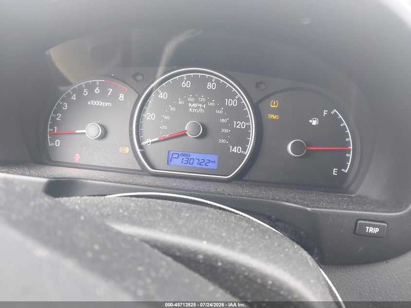 2010 HYUNDAI ELANTRA auction photo 7