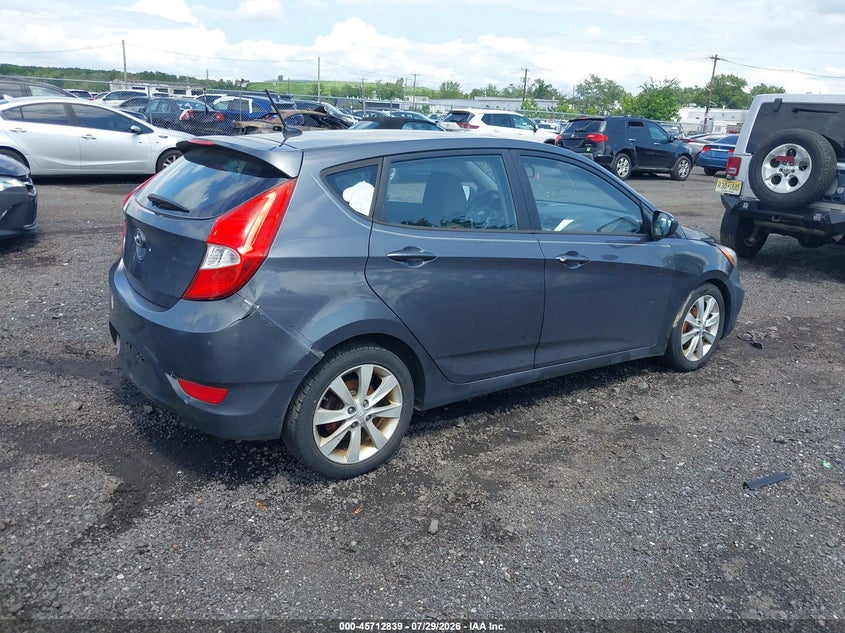 Vin: kmhcu5ae7cu052842, lot: 46211495, hyundai accent se 20124