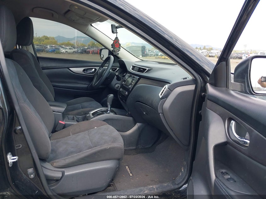 2016 NISSAN ROGUE auction photo 5
