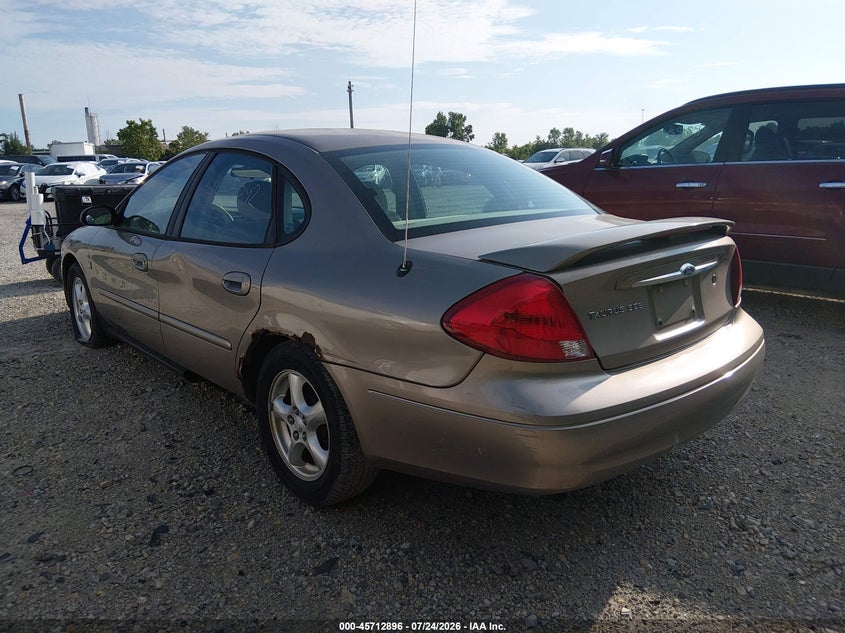 2002 FORD TAURUS auction photo 3